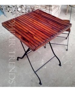 Center Table in Red | Cool Cafe Tables