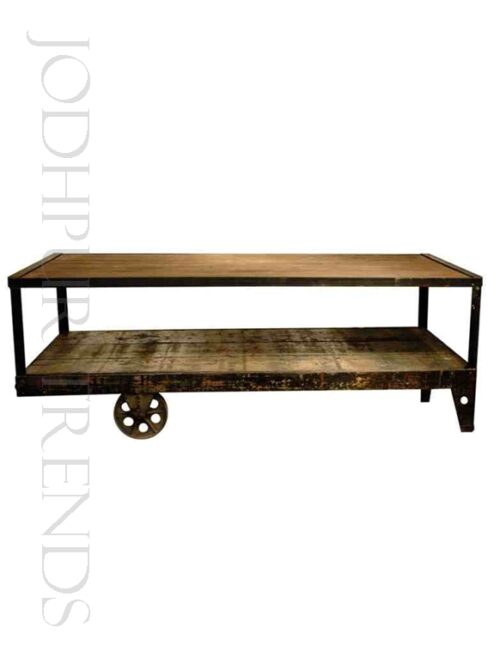 Industrial Coffee Table | Cute Cafe Tables