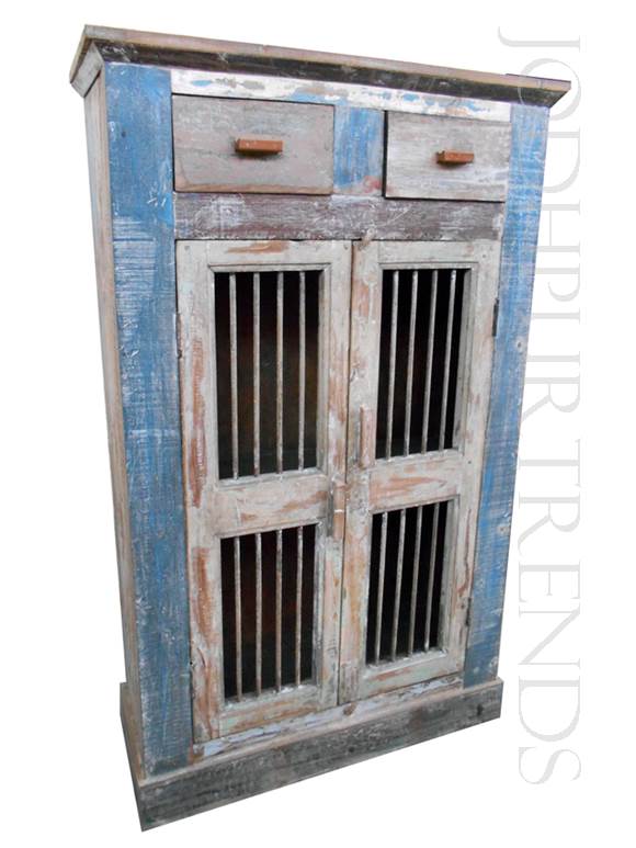 Curio Cabinet in French Provincial Design | Vintage French Country Furniture