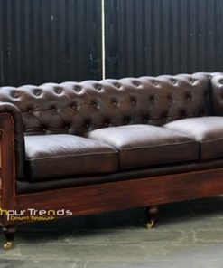 Raw Wooden Structure Chesterfield Leather Sofa