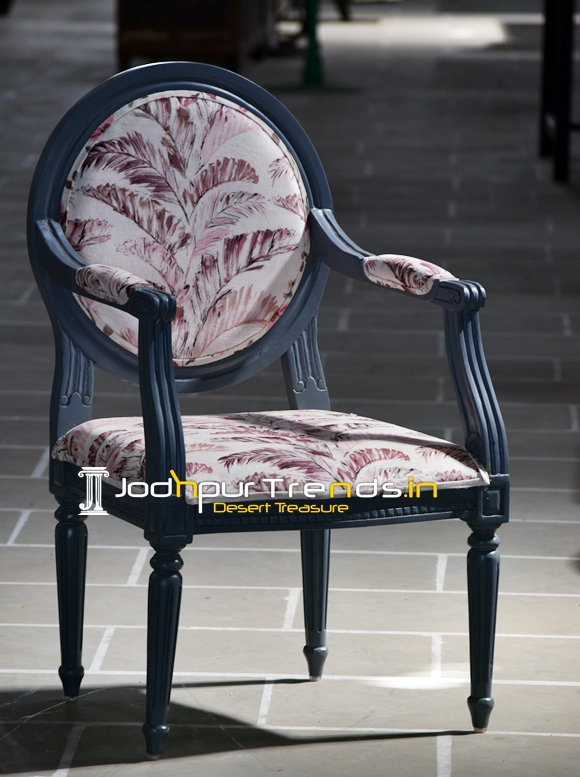 French Design Inspire Curved Printed Fabric Chair
